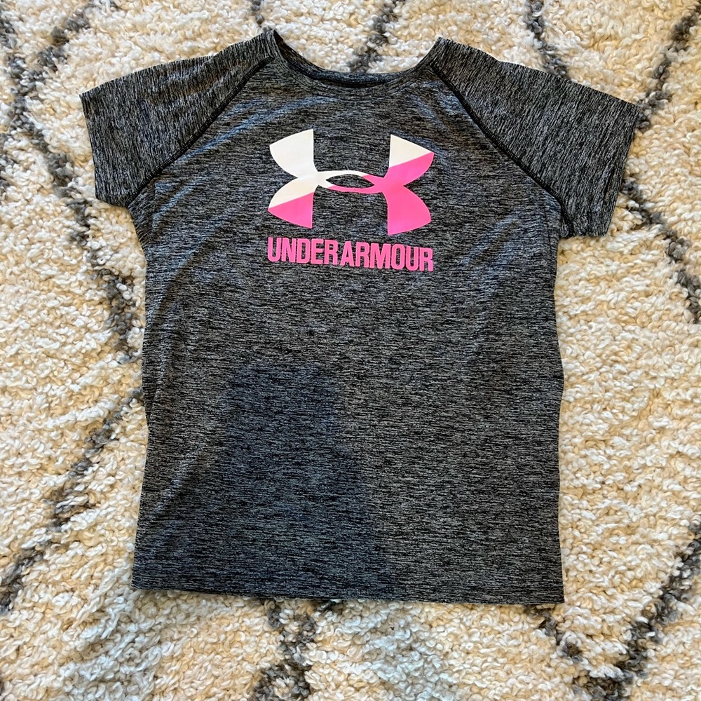 Under Armour youth tshirt